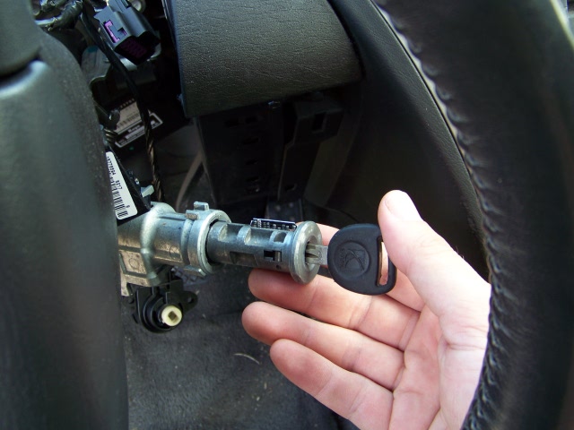 Saturn Ion Ignition Switch 2003 2007 Saturn Ion Door Lock Cylinder 2